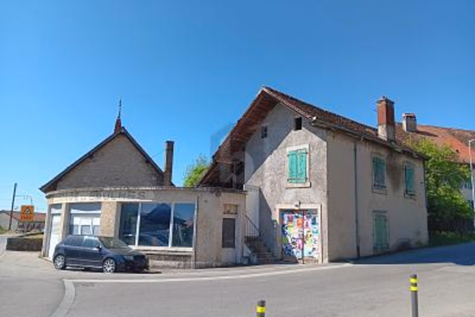 POTENTIEL POLYVALENT AU CŒUR DU VILLAGE, 1446 Baulmes, Vaud, CH