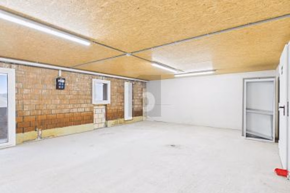 LUMINOSO E MOLTO VERSATILE, 6066 St. Niklausen OW, Obwalden, CH