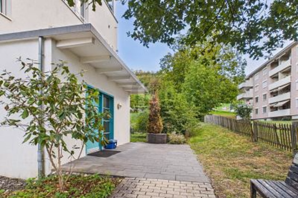Cabinet établi dans une propriété soignée, 5330 Bad Zurzach, Aargau, CH