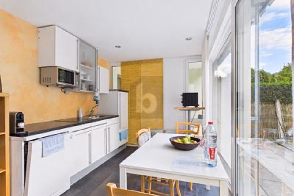 Cabinet établi dans une propriété soignée, 5330 Bad Zurzach, Aargau, CH