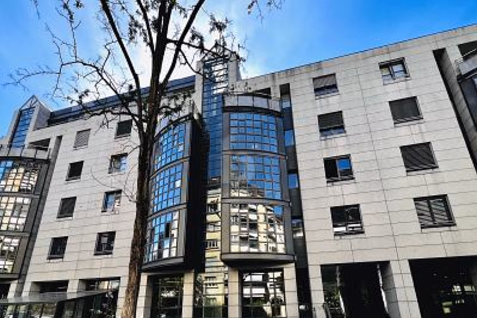 ATTRAYANT, MULTIFONCTIONNEL ET DISPONIBLE DE SUITE, 1207 Genève, Geneva, CH