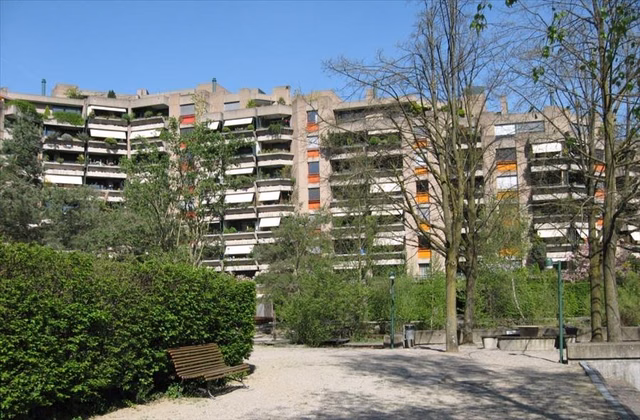 Ampio locale deposito nel Brunaupark in affitto!