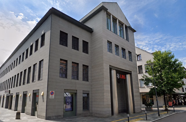 Attraente superficie per ufficio con allestimento fitness/studio a Rapperswil!