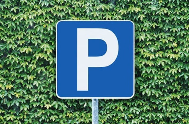 Champel: posto auto interno disponibile