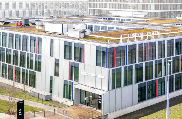 Spazio uffici di circa 477 m² alle porte del quartiere dell'Etang