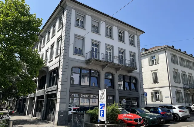 Local à louer avec grandes vitrines au cœur de Saint-Gall !