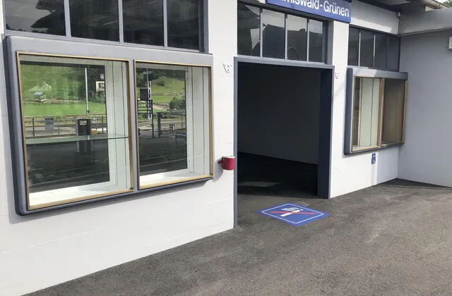 Posizioni la Sua pubblicità presso la stazione di Sumiswald-Grünen