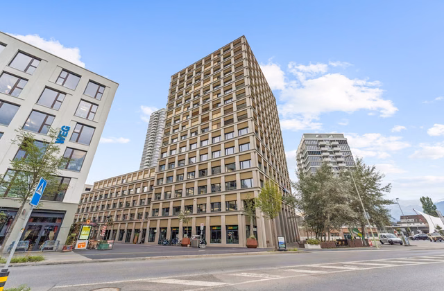 Travailler au‑dessus des toits de Kriens – 613 m² de bureaux représentatifs