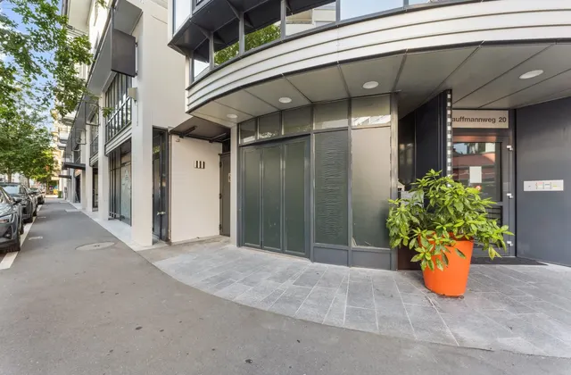 Prime commercial space in Lucerne Neustadt – Modern, Flexible, Central