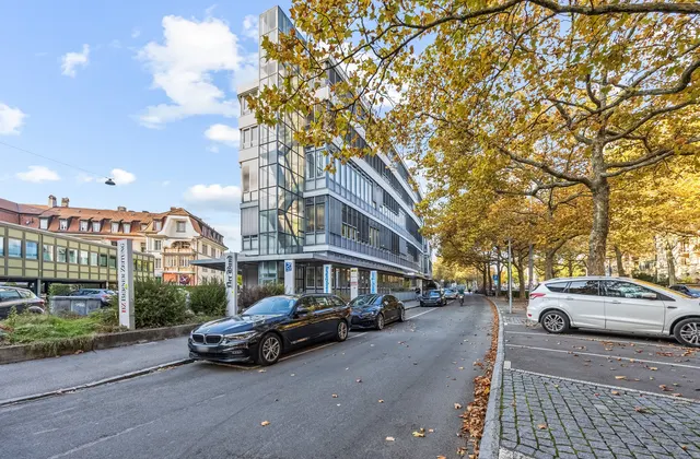 Une maison pleine de possibilités – pour bureaux, formation, santé et créativité