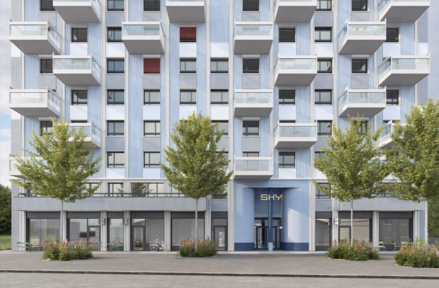 Local commercial avec grandes vitrines