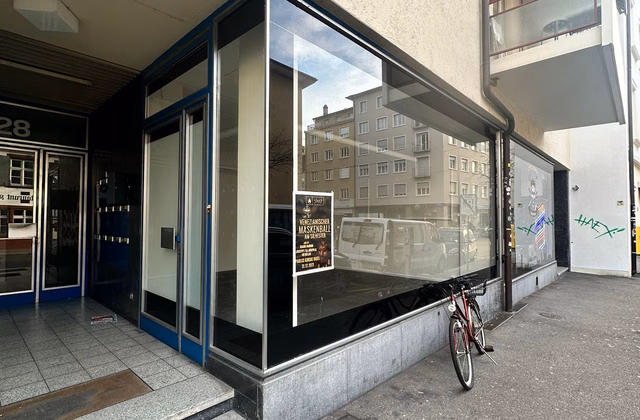Local commercial attractif – commerce, bureau ou showroom à un emplacement de premier choix