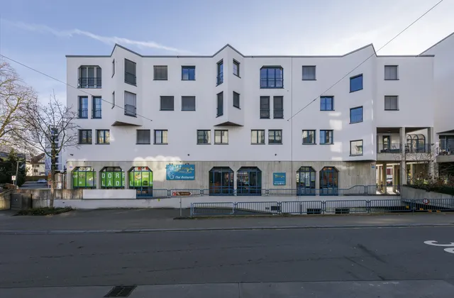 Locaux pour cabinet médical à louer au cœur de Neuhausen am Rheinfall