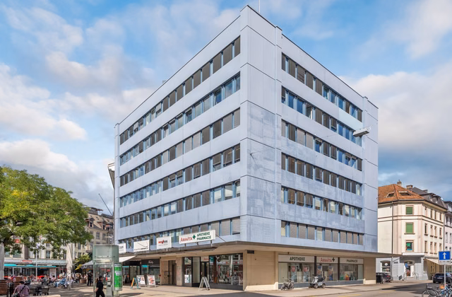 Locale commerciale in posizione TOP nel cuore di Biel/Bienne!