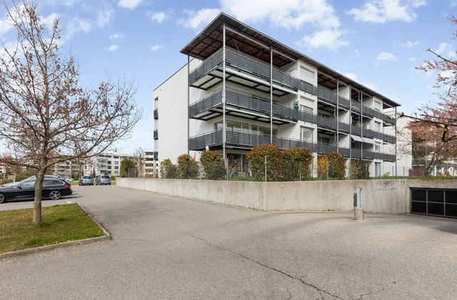 Dépôt pour stockage proche centre ville de Bulle