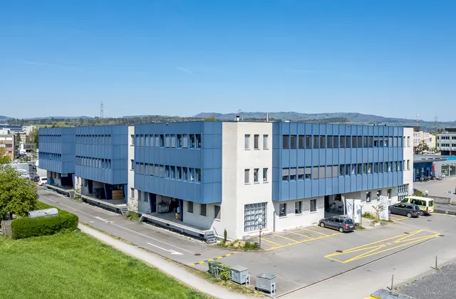 Attraktives Kleinbüro in Steinhausen