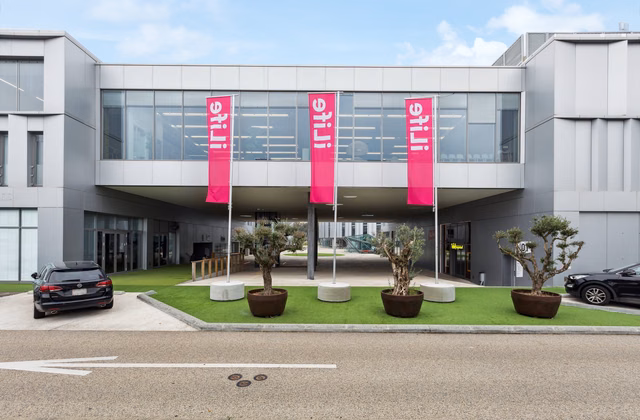 Découvrez votre nouvel espace showroom ou bureau au Centre iLife à Etoy !