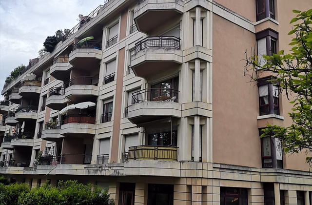 Posto auto sotterraneo a Grange-Canal