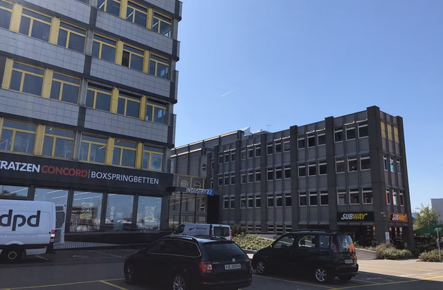 Il Suo nuovo ufficio in una posizione strategica eccellente con ottima infrastruttura