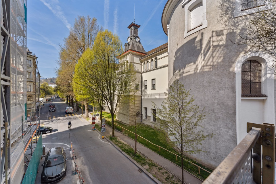 Votre nouveau local commercial / cabinet avec vue sur la Reuss et la vieille ville, Hirschengraben, 6003 Luzern, LU, CH