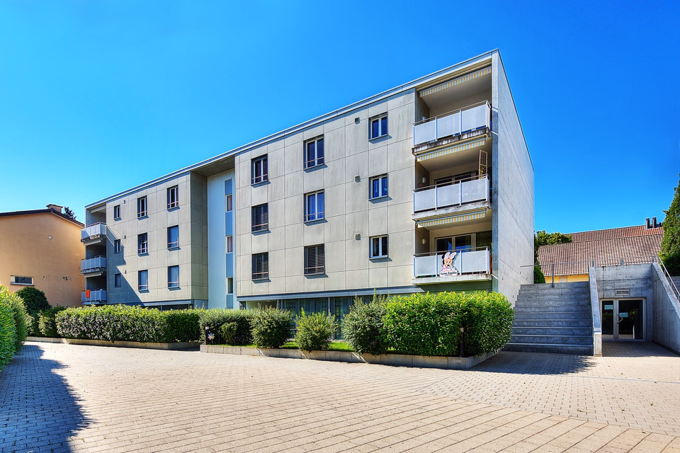Vous cherchez une place sèche pour votre moto ?, Mattenhofweg 1b-d, EP, 5610 Wohlen AG, Aargau, CH