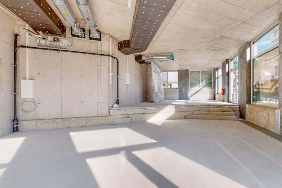 In the heart of Neuhausen's "new" centre., Industrieplatz, 8212 Neuhausen, Schaffhausen, CH