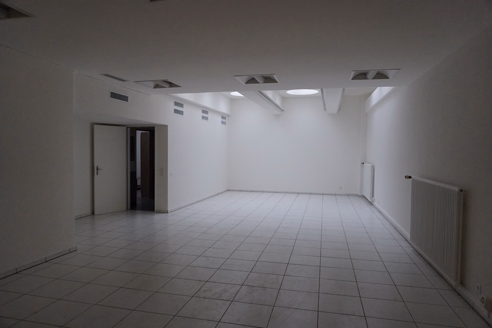 Local commercial dans un emplacement de premier ordre avec grande vitrine, Hammerstr., 4057 Basel, Basel-City, CH