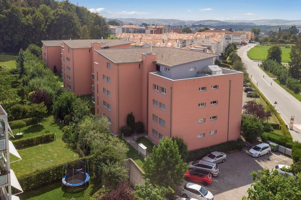 Il Suo veicolo ha bisogno di un posto coperto?, Brugerastrasse 42/44/46 EH, 3186 Düdingen, Fribourg, CH