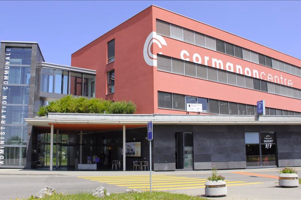 55 m² retail space – Strategic passage at Centre Cormanon, Rue du Centre - 8, 1752 Villars-sur-Glâne, Fribourg, CH