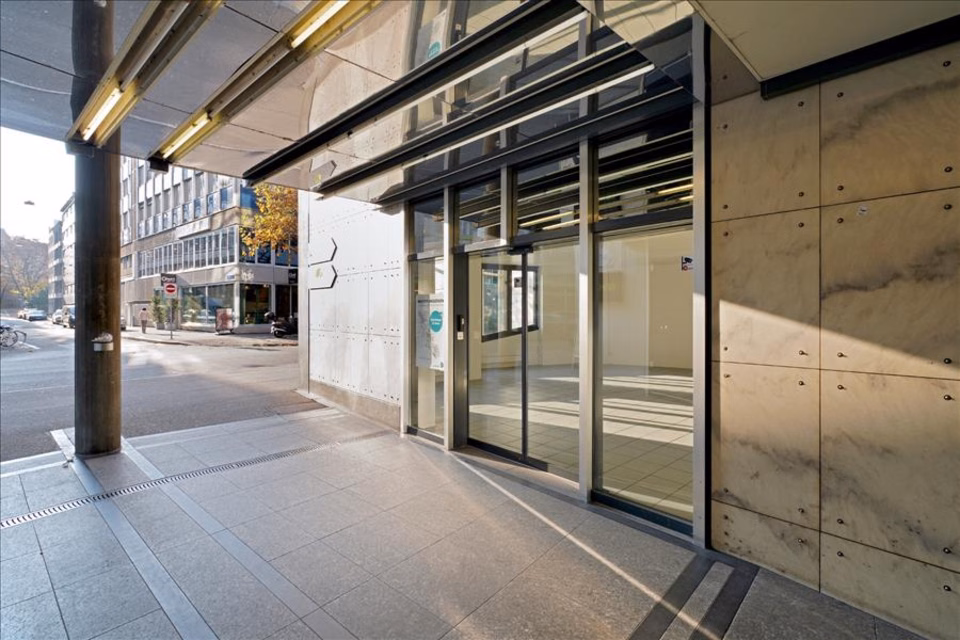 Surface commerciale polyvalente - idéale pour vente, cabinets, ateliers, Aeschenvorstadt, 4051 Basel, Basel-City, CH