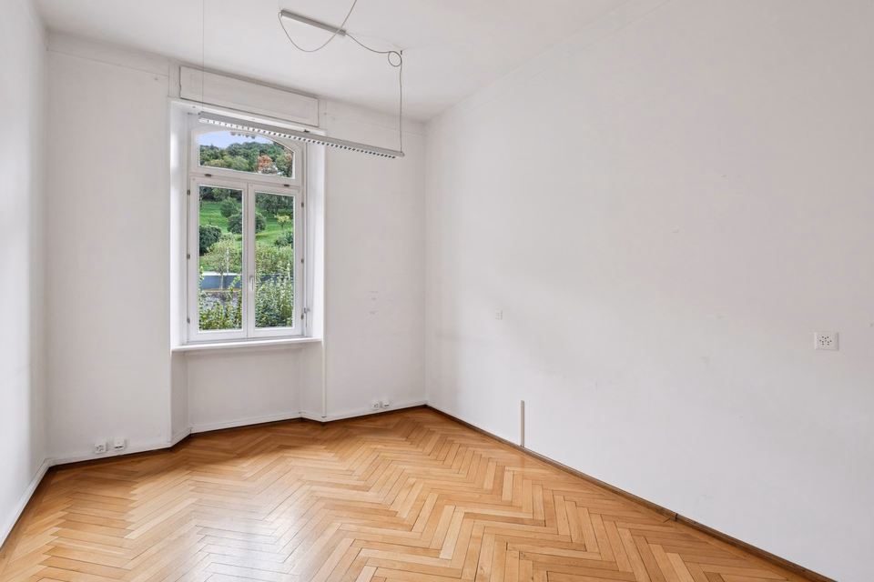 Ufficio in posizione centrale a Bellinzona, Viale Stazione, 6500 Bellinzona, Ticino, CH