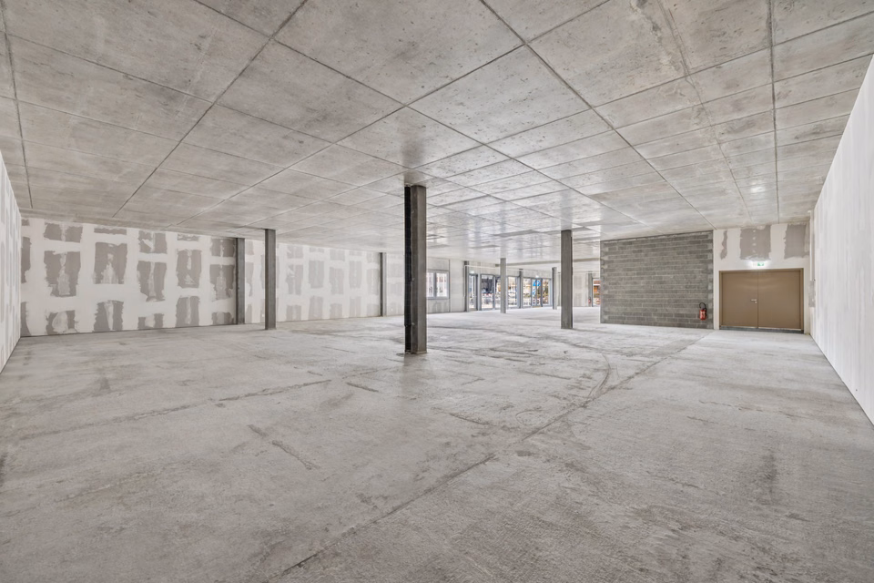 Arcade neu zu vermieten | Erstklassige Verkaufsfläche mit Schaufenster zur Straße, av. des Baumettes, 1020 Renens VD, Vaud, CH