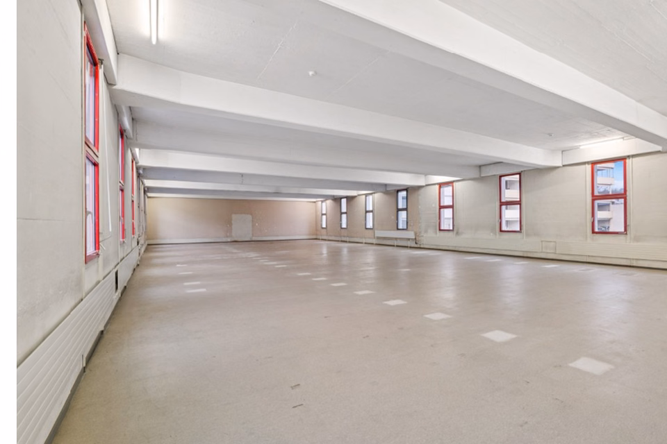 Grosse Büroflächen in einem ruhigen und gut gelegenen Gebäude, Rue du Creugenat, 2900 Porrentruy, Jura, CH