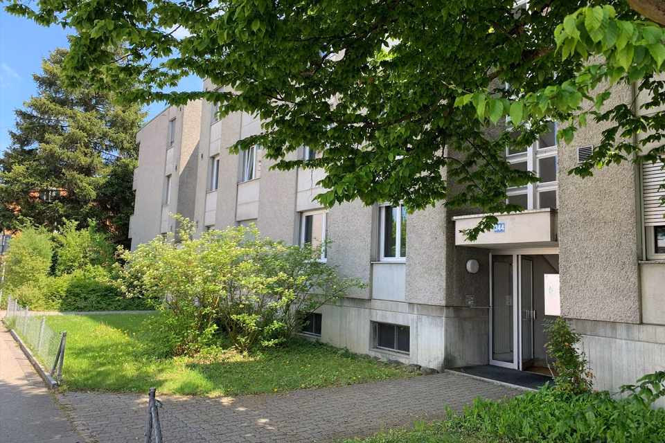 Vous cherchez une place de parking ? Contrat limité jusqu'au 30.11.2030., Winterthurerstr. 344, E-Halle, 8057 Zürich, Zurich, CH