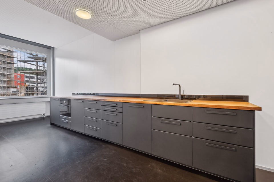 Prime office space directly at Baden train station, Langhaus, 5400 Baden, Aargau, CH