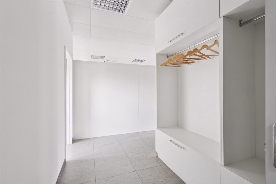 Ufficio, Via Sciupina, 6532 Castione, Ticino, CH