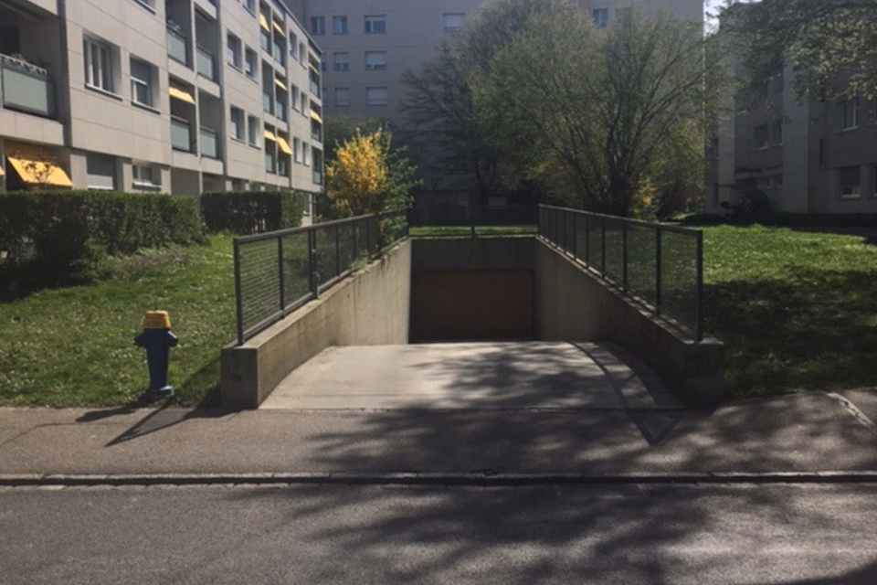 Posti auto liberi a Birsfelden!, Sonnenbergstr./Garagen, 4127 Birsfelden, Basel Land, CH