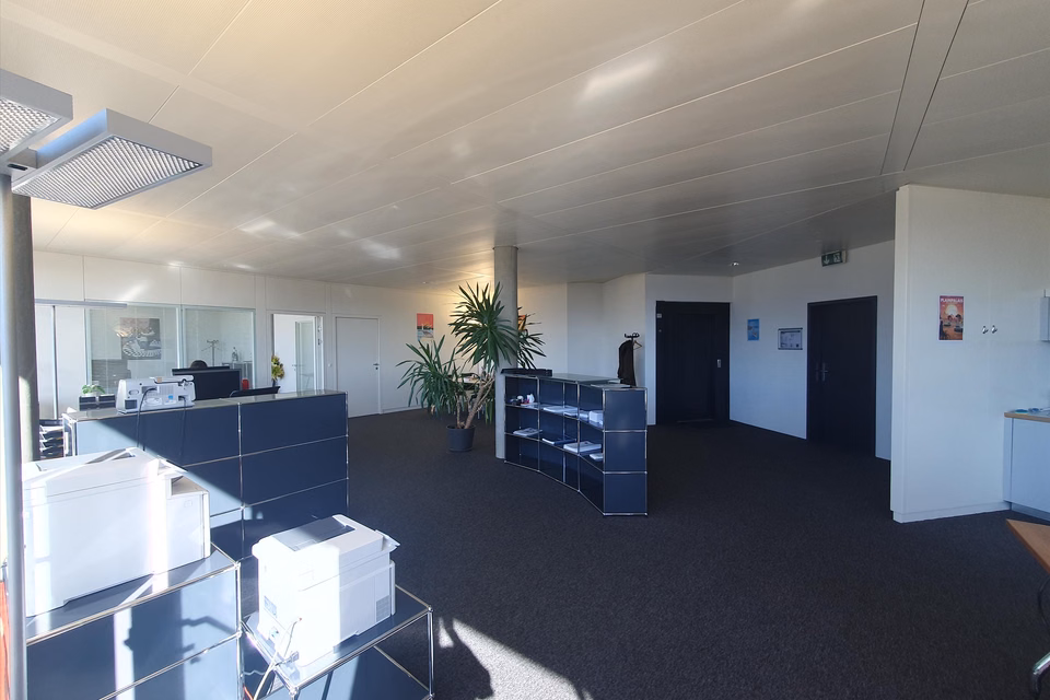 Hervorragende Bürofläche von 194 m² mit Terrasse, Rte de Ferney, 1218 Le Grand-Saconnex, Geneva, CH