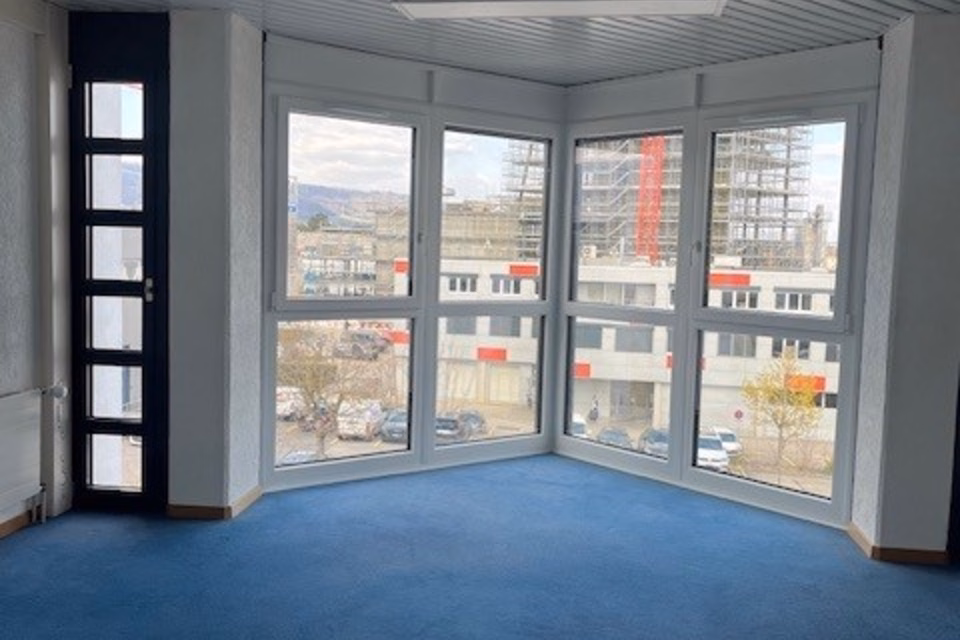 Small office for rent in Avouillons, Rte des Avouillons, 1196 Gland, Vaud, CH