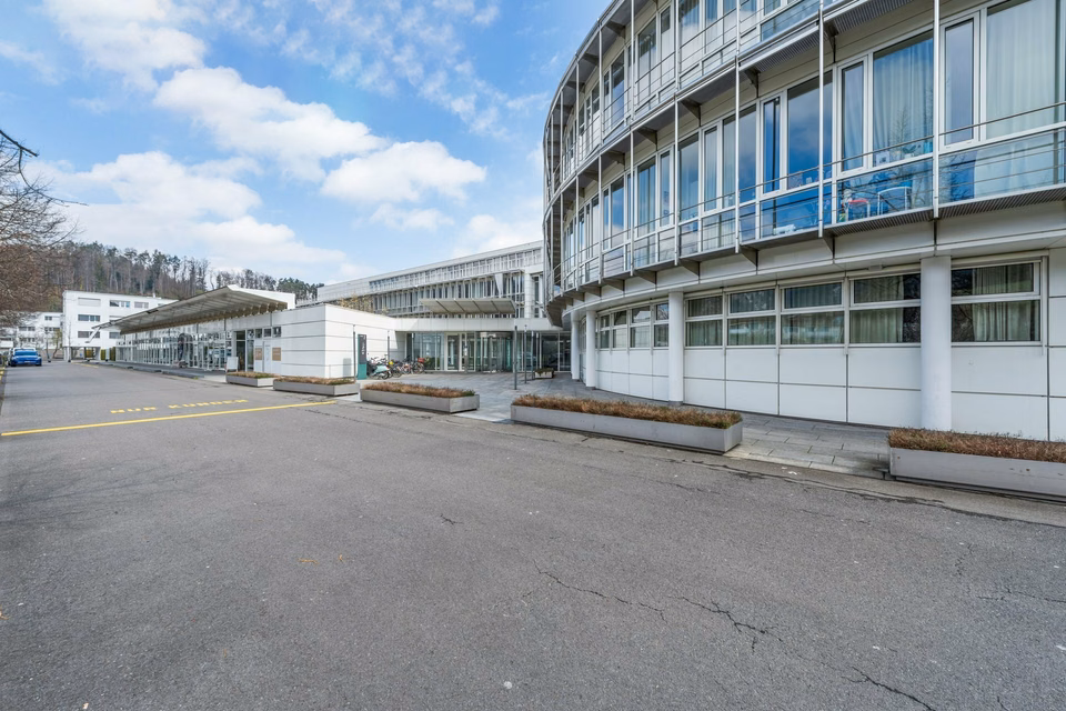 Places de parc idéalement situées – réservez dès maintenant !, Im Sihlhof 2/4 Tiefgarage, 8134 Adliswil, Zurich, CH
