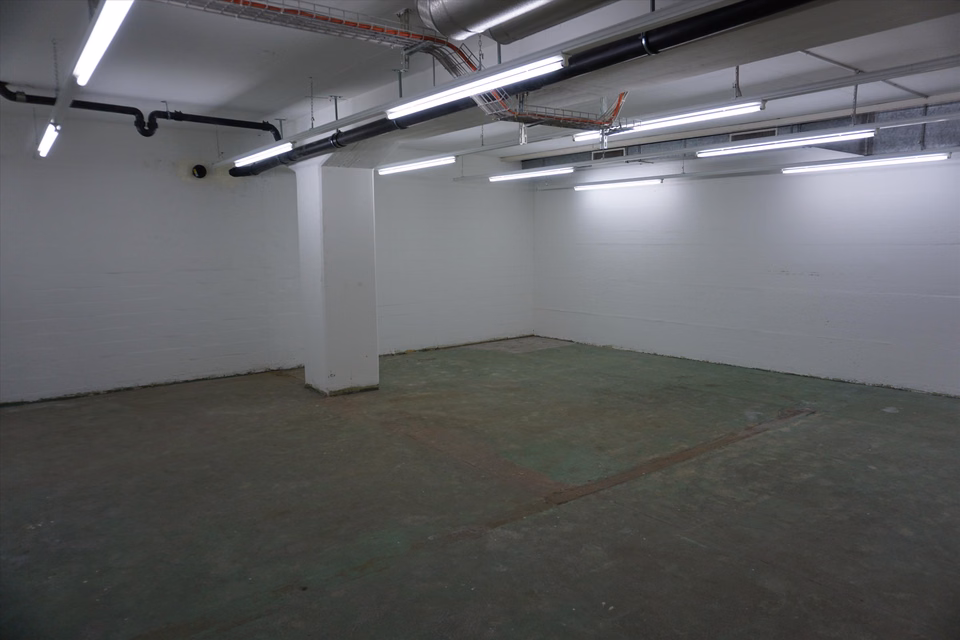 Locale di deposito in posizione centrale in affitto!, Stadthausstr., 8400 Winterthur, Zurich, CH