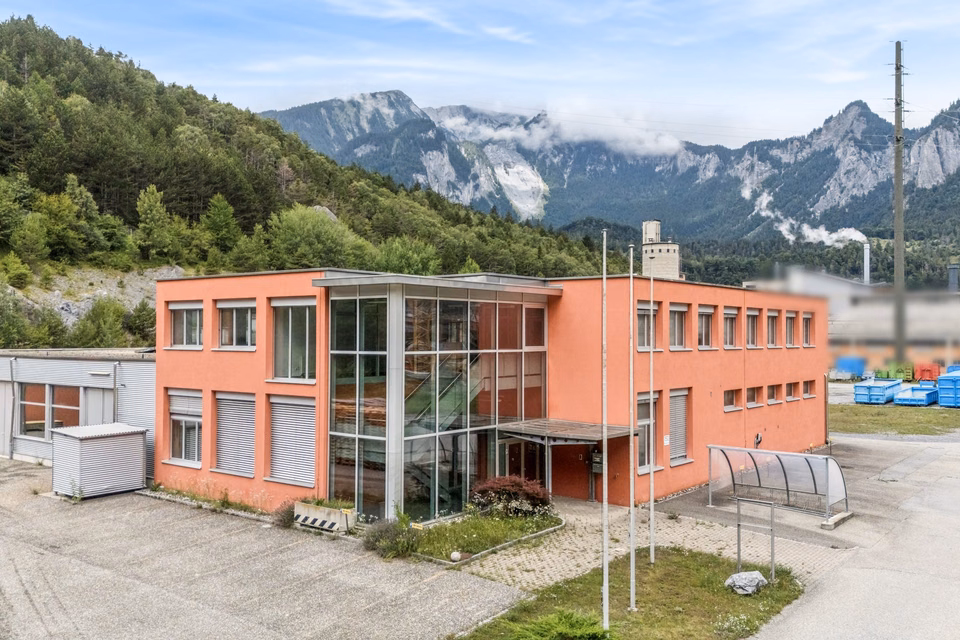 L'industrie rencontre l'innovation – surfaces de bureaux et commerciales sur un site réputé, Via Innovativa, 7013 Domat/Ems, Grisons, CH