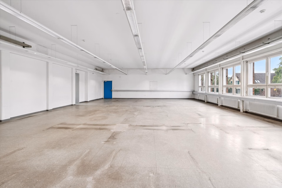 Votre nouveau siège d'entreprise – lumineux, flexible et bien situé !, Oberwiesenstrasse, 8408 Winterthur, Zurich, CH