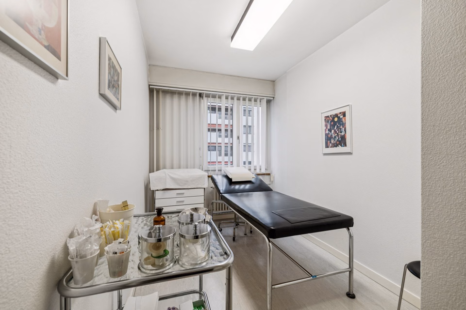 Praxis, Therapie oder Büro im Trendquartier Gundeldingen, Basel – 187 m², J.J. Balmer - str., 4053 Basel, Basel-City, CH