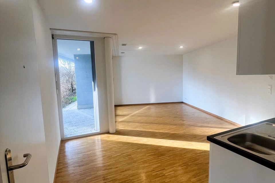 Bureau/Studio moderne dans un cadre naturel – THE GATE, Wetzikon, Rosinlistr., 8623 Wetzikon, Zurich, CH