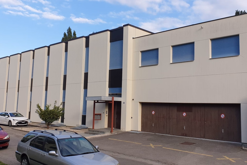 Grosse Büroflächen in einem ruhigen und gut gelegenen Gebäude, Rue du Creugenat, 2900 Porrentruy, Jura, CH