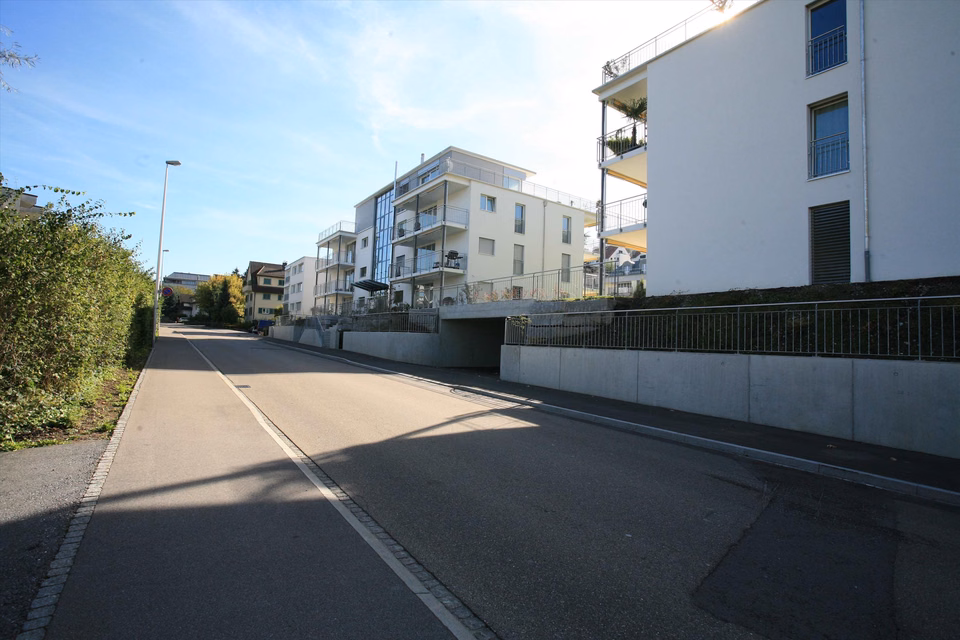 Posti auto in autorimessa e all'aperto in affitto, Einsiedlerstr. 208, EP, 8810 Horgen, Zurich, CH