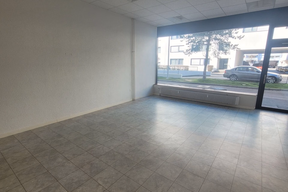 Espace commercial attractif au rez-de-chaussée – idéal pour point de vente, bureau ou showroom, J.J. Balmer - str., 4053 Basel, Basel-City, CH