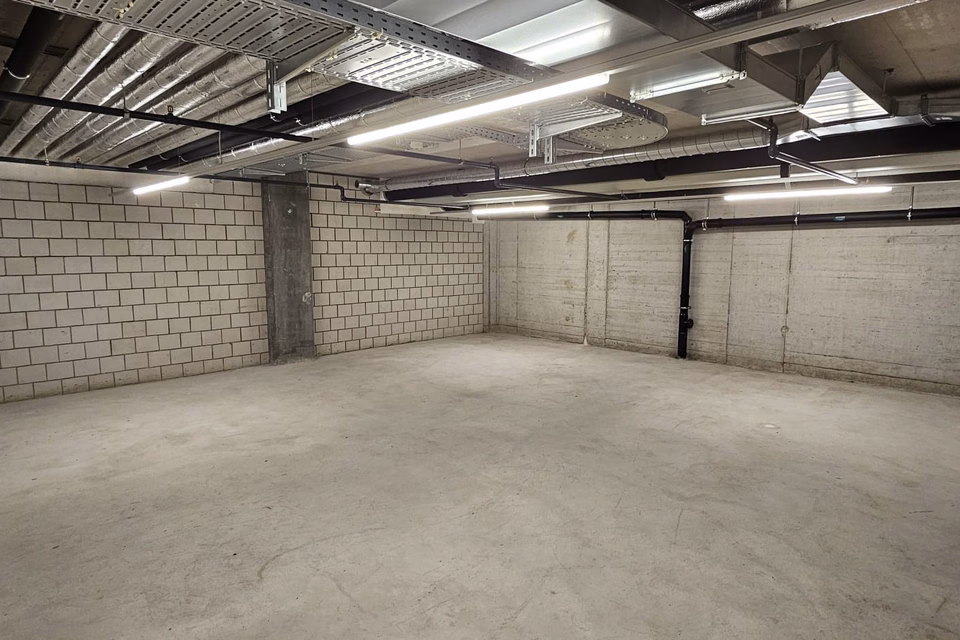 Possibilità di deposito direttamente presso la stazione di Aarau, Bahnhofplatz Aarau, 3. UG, 5000 Aarau, Aargau, CH