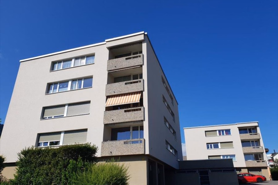 Place de parking extérieure à Pfäffikon SZ – emplacement pratique, Hinterhofstr. 22/24, PP, 8808 Pfäffikon SZ, Schwyz, CH
